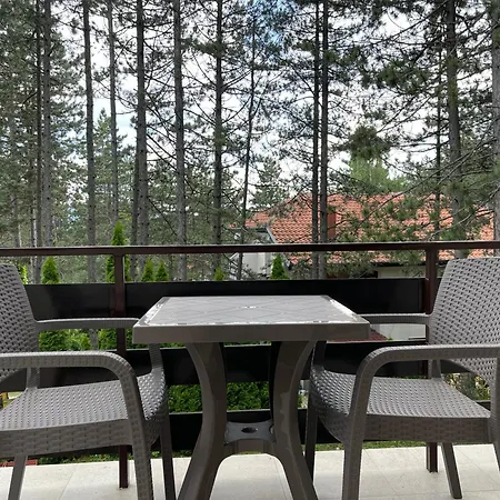 아파트 Smestaj Nedic Karaula 즐라티보