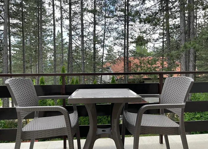 아파트 Smestaj Nedic Karaula 즐라티보